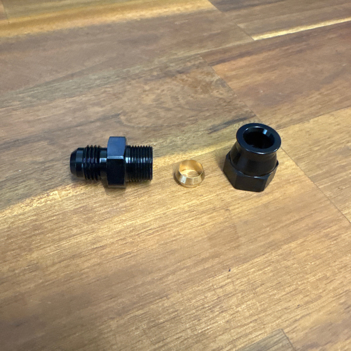 AN6-3/8 MALE TUBE ADAPTER