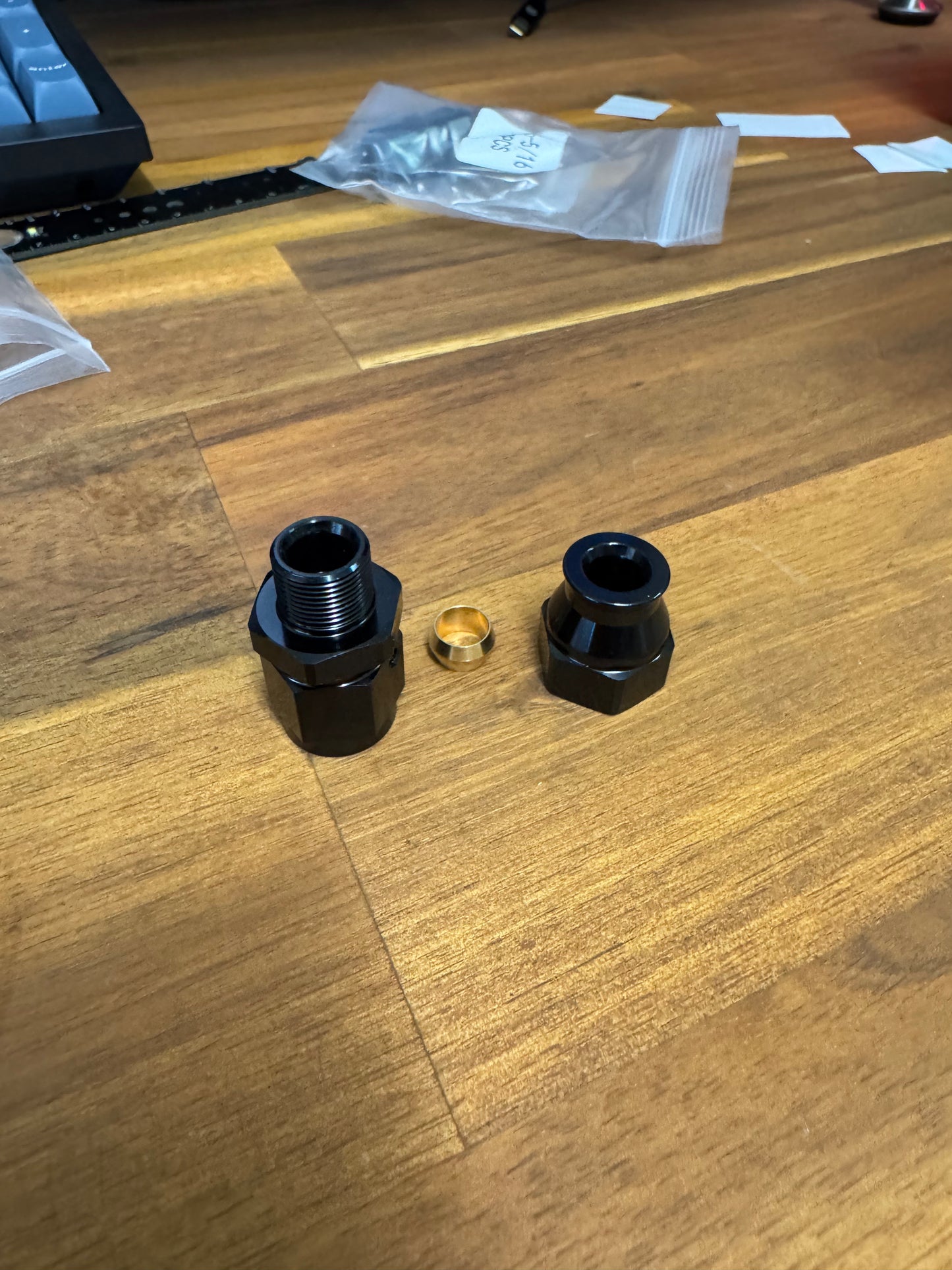 AN6-5/16 FEMALE TUBE ADAPTER