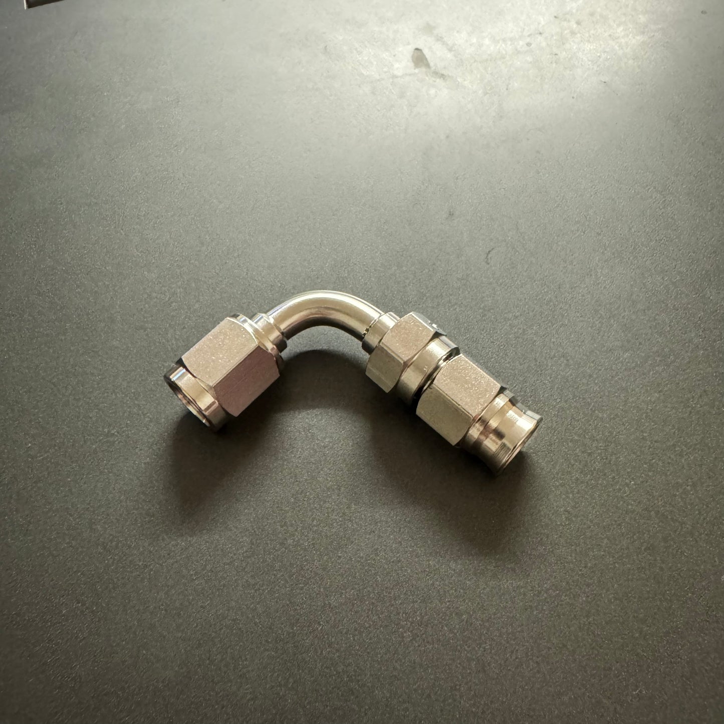 AN3 Stainless 90deg narrow hose end