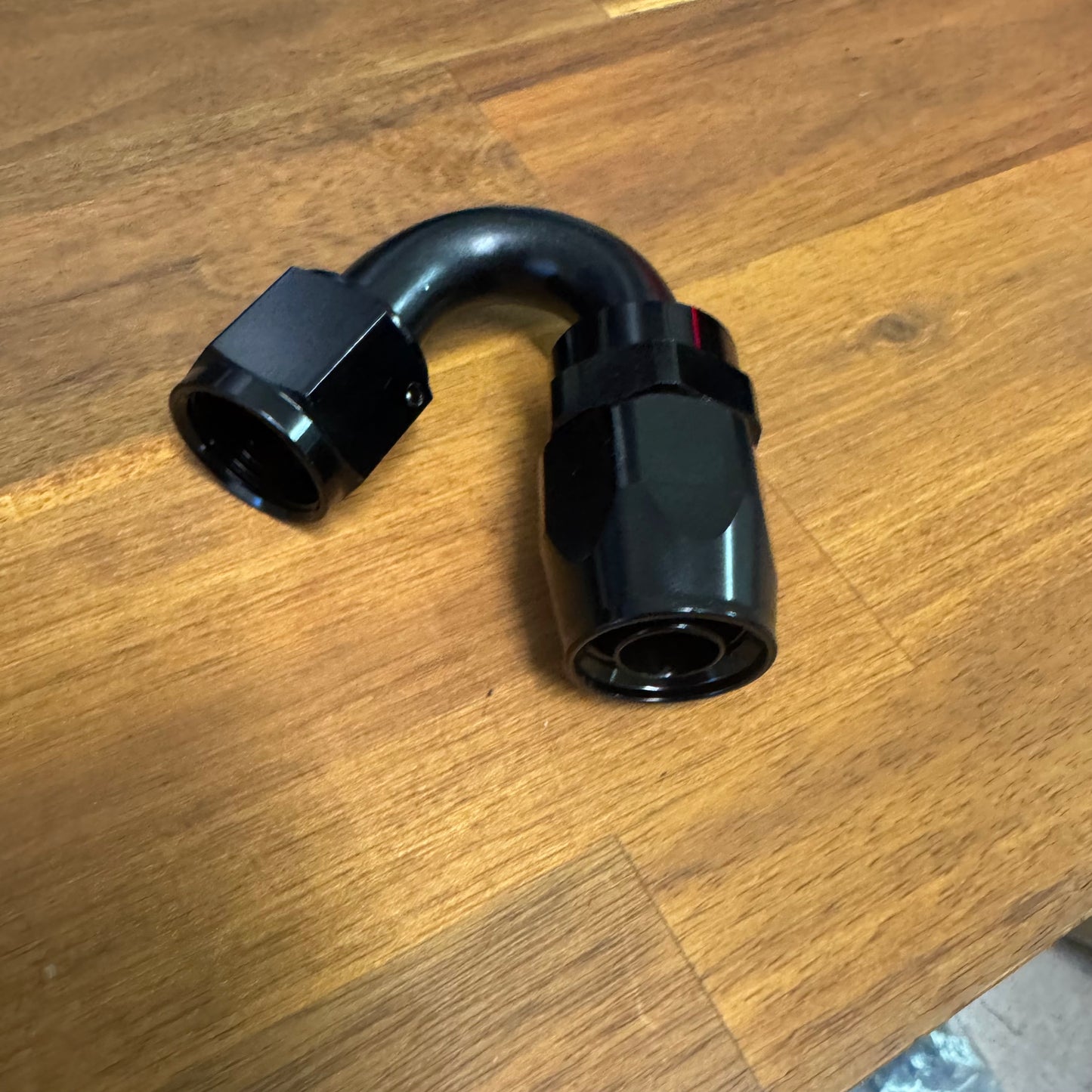 AN10 Swivel Hose End 150°