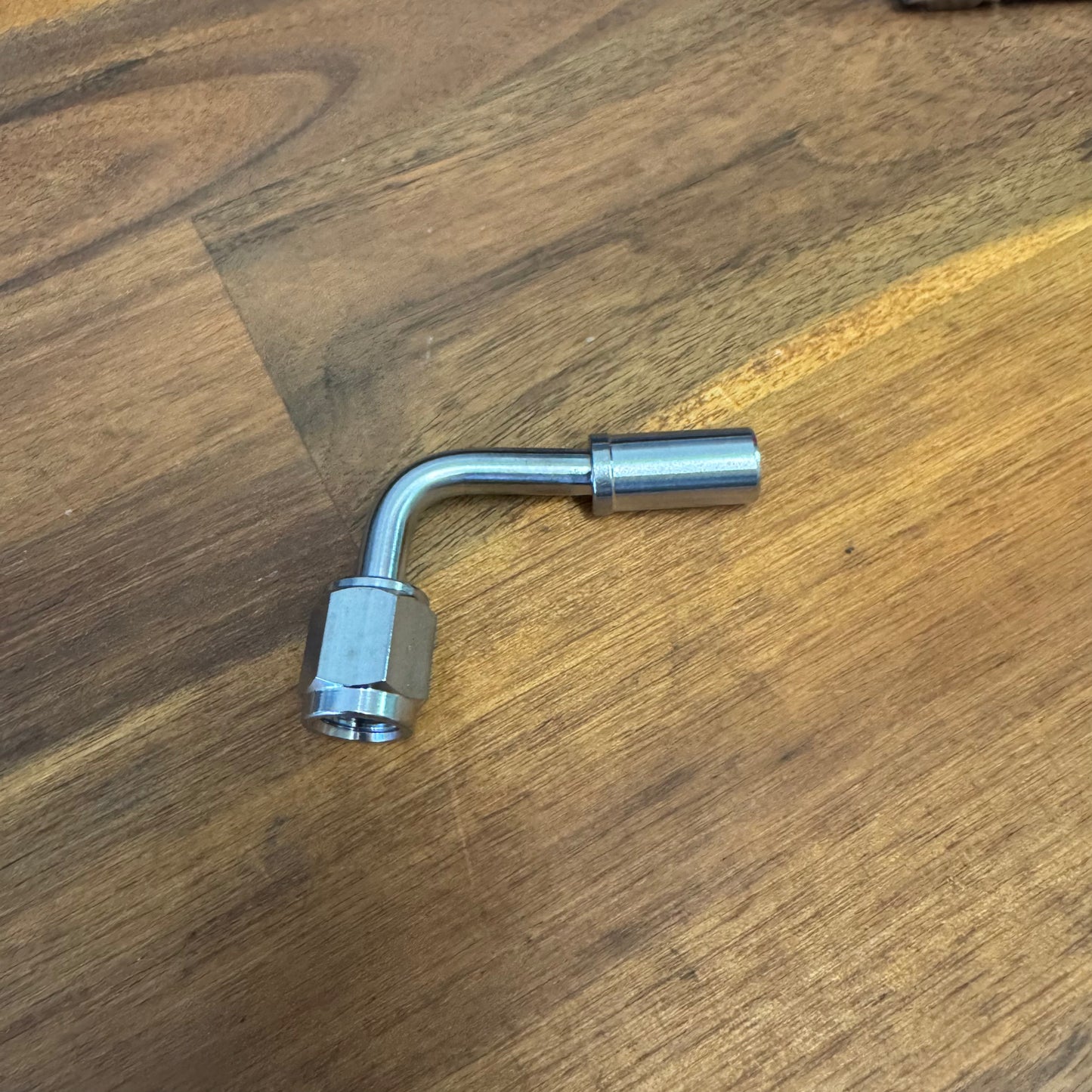AN3 90-degree Crimp fitting