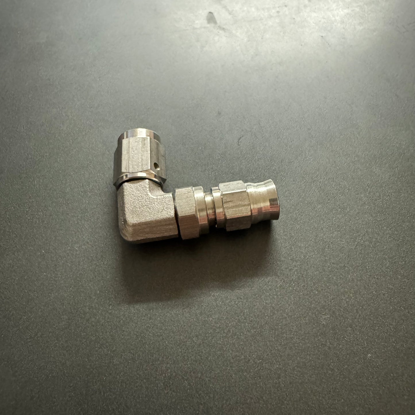 AN3 Stainless 90deg hose end