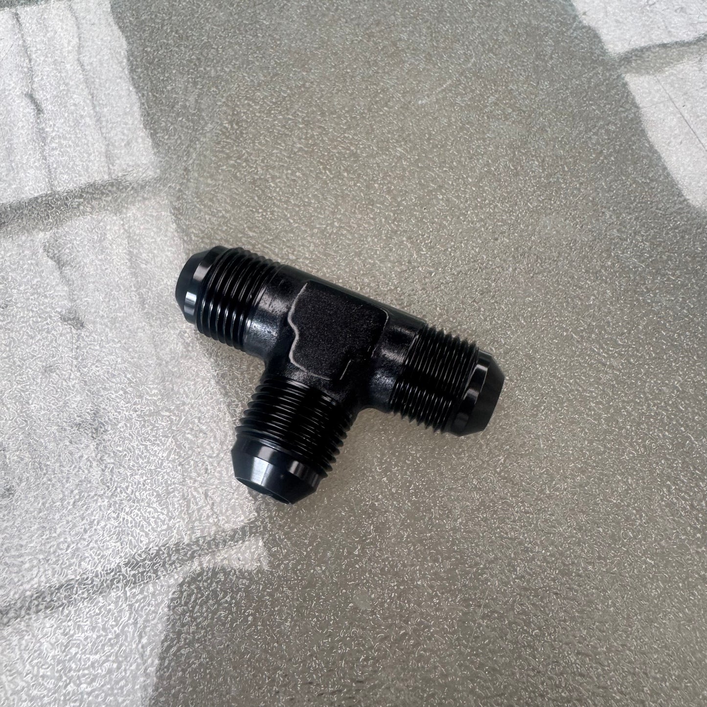 Male AN8 Tee fitting